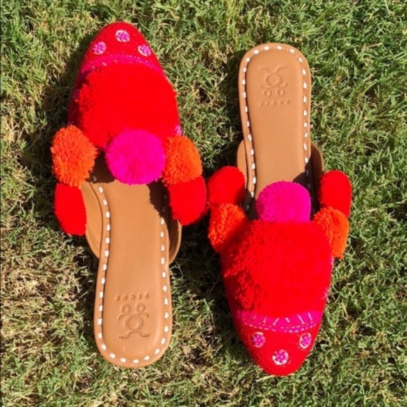 SALE Figue Iris Slide Mule Pointy Toe PomPom Slide - Picture 2 of 8